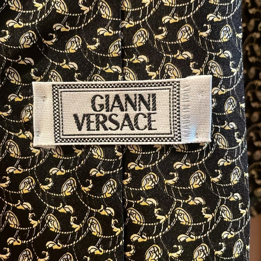 Versace man’s tie